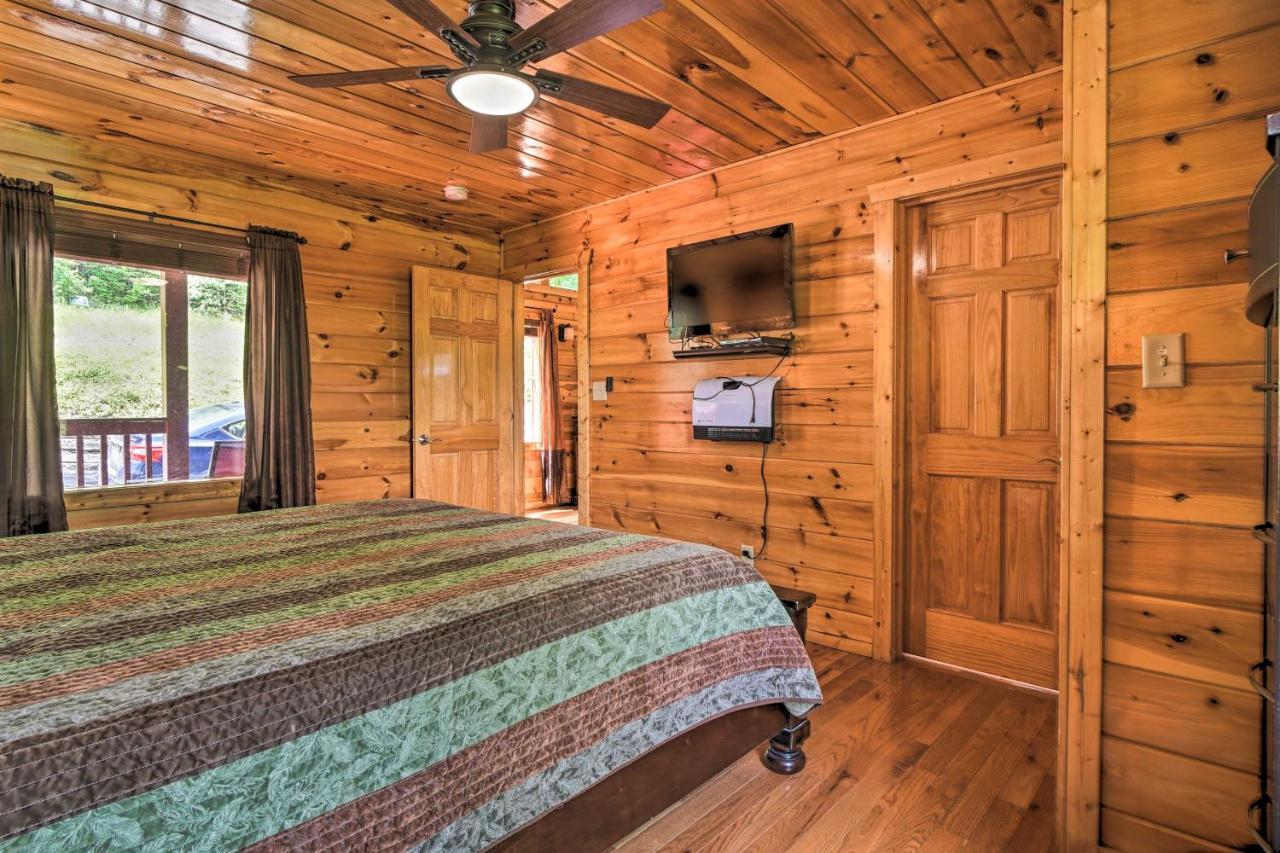 Pigeon Forge Cabin Sauna, Saltwater Pool And Views! Sevierville Bagian luar foto