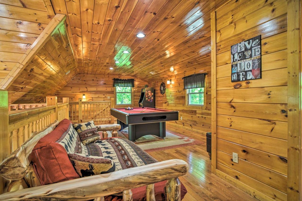 Pigeon Forge Cabin Sauna, Saltwater Pool And Views! Sevierville Bagian luar foto