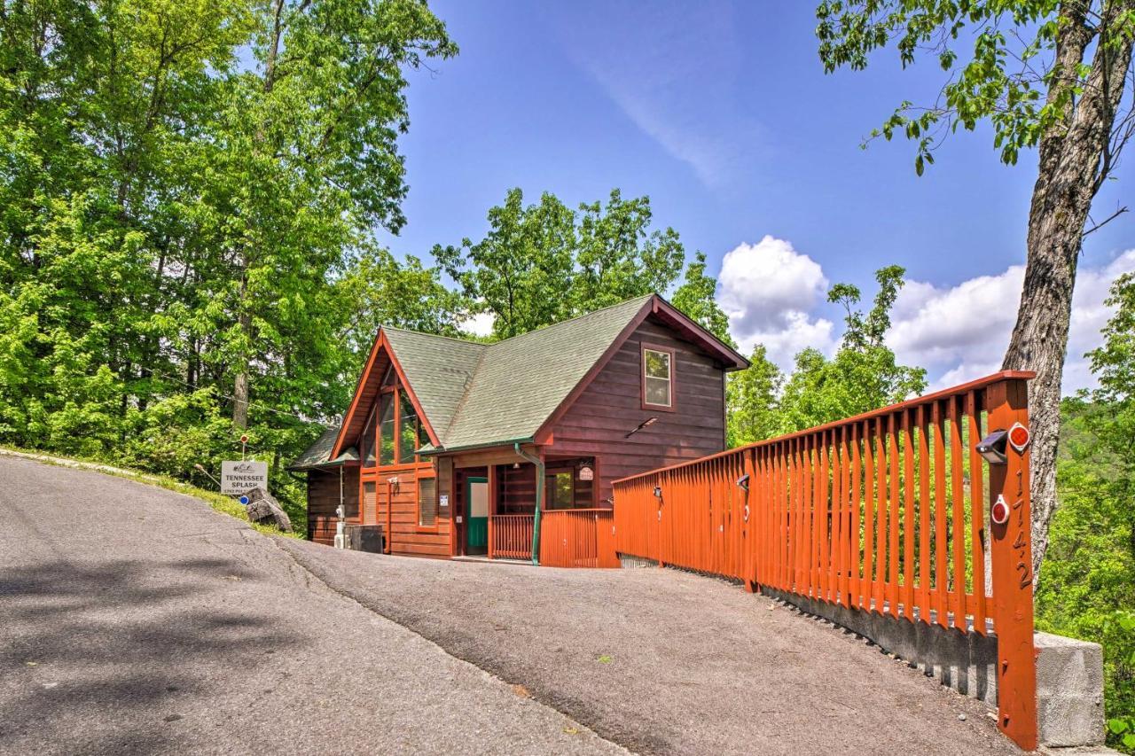 Pigeon Forge Cabin Sauna, Saltwater Pool And Views! Sevierville Bagian luar foto